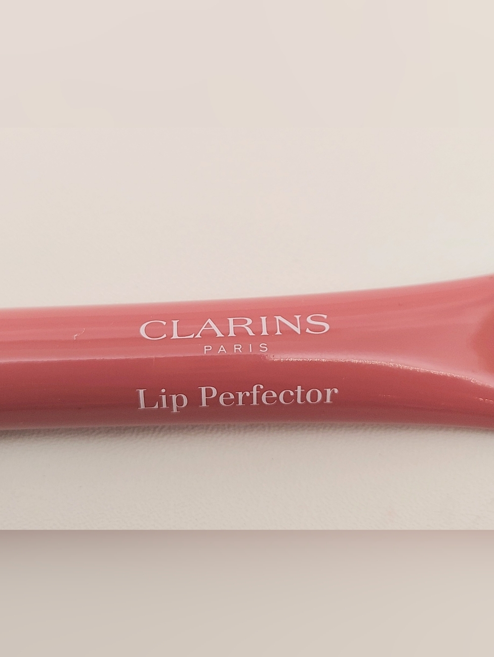 Clarins Lip Perfector  Plumping Peptide Gloss  # 19 Smokey Rose New - Picture 3 of 8